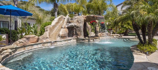 Luxurious Pool Resort Style Gated Estate - sleeps 14 - 5 bedrooms 4.5 bath