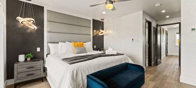 Luxury 171-10 Condos with Magnificent Lakeview
