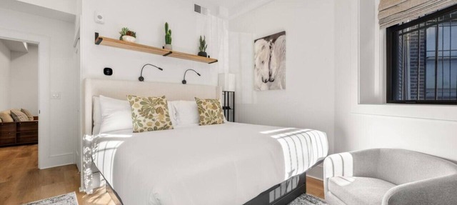 Luxury 1BR: Sleek Kitchen + City Charm | Suite 2