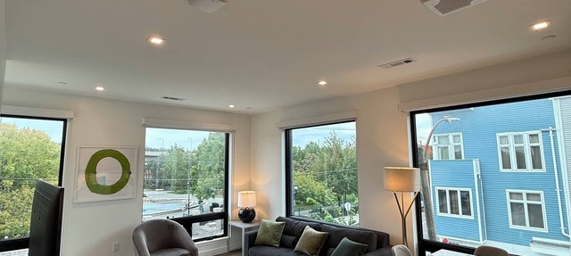 Luxury 1BR w/Rooftop 5 min to Logan Airport Free EV Garage Parking