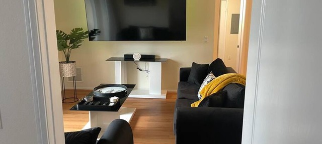 Luxury 2 bedroom apartment in downtown LA!