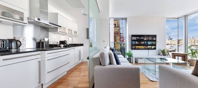 Luxury 2BR with Thames Riverside Views