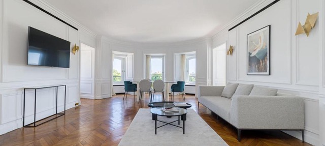 Luxury apartments - Avenue Montaigne