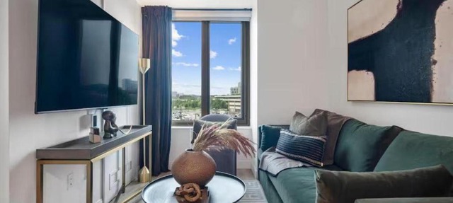 Luxury Apartments by Hyatus at Boston Cambridge