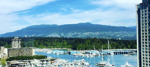 Luxury Coal Harbour 2 bed 2 bath w/Stunning Views