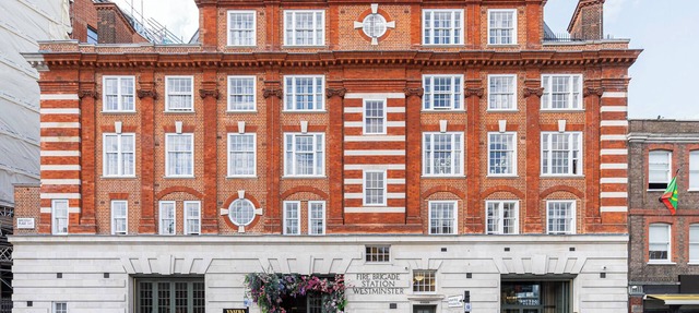 Luxury flats near Big Ben and London Eye