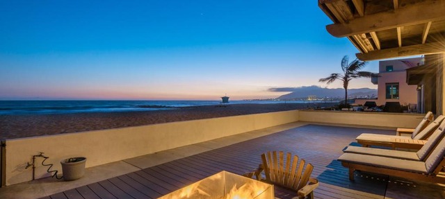Luxury Modern Designer Beach House on Sand w/Pool