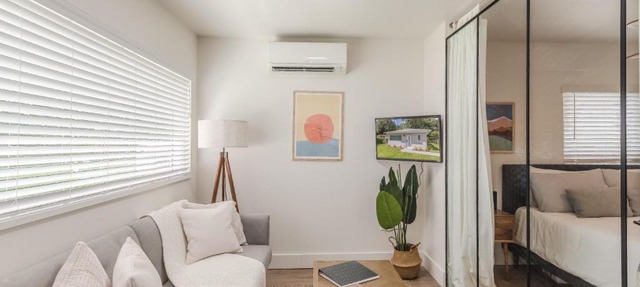 Luxury Tiny Home 2 Miles from Downtown Orlando