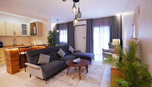 Mabaat-White Pearl Compound 600 C Villa 24