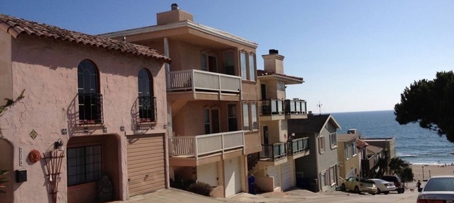 Manhattan Beach Duplex with Ocean Views | 1 block to beach