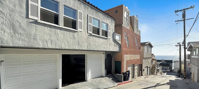 MANHATTAN BEACH Peaceful 2 bedroom steps to the beach