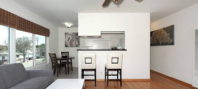 MCL 6- Charming 1-bedroom apartment in Los Angeles perfect for your stay