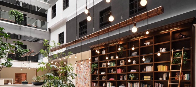 Metcalfe Hotel Ottawa by Gray Collection