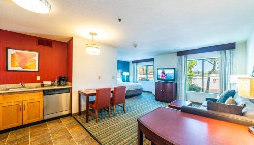 Metro Phoenix Extended Stay - 1 BR Deluxe