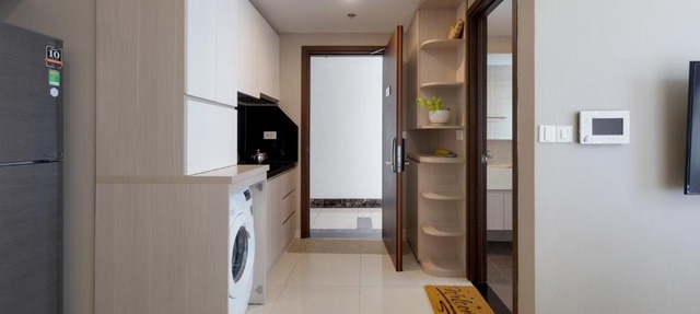 MH Apartment- Tresor- spacious and cozy center D4