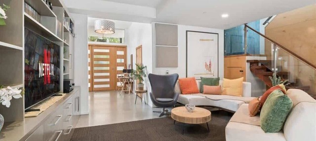 *Modern LUX* | Walkable | Firepit | Theater | BBQ