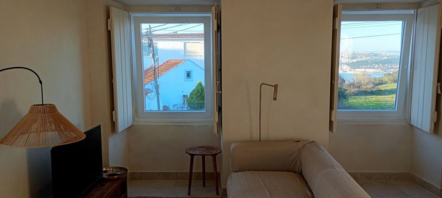 Modern Private Studio | Ocean View & Rooftop