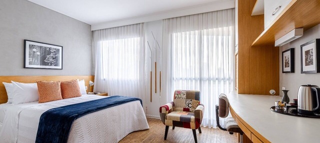Modern, well located in Sampa next to the Faria Lima subway station