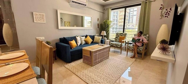Modern3BR Bandra Trendy Location