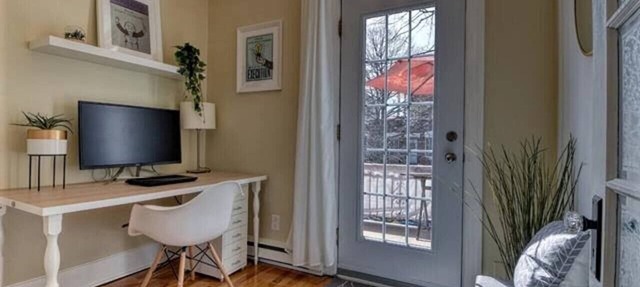 Montreal ~ Cozy & Chic City Condo