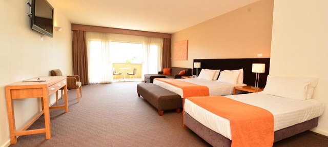 Mornington Hotel