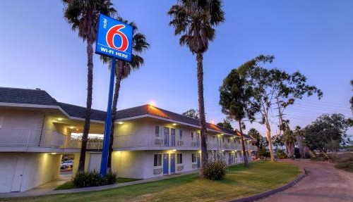 Motel 6-San Diego, CA - North