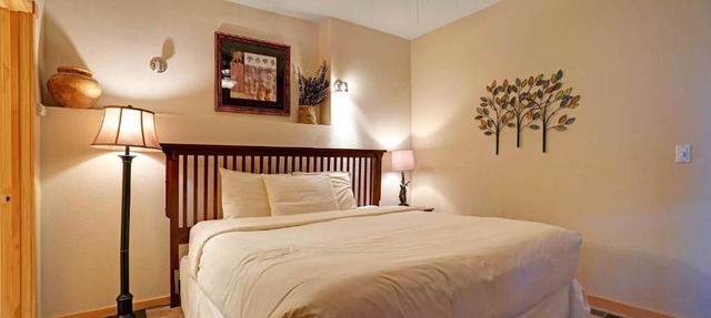 Mount Meeker 26B Condo