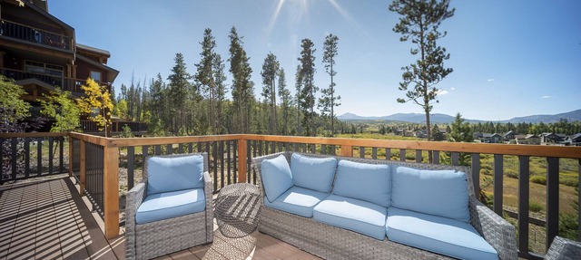 Mountain View Condo w/Deck + Fireplace