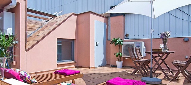 My Space Barcelona penthouse in Gràcia with terrace and pool for 6 pax