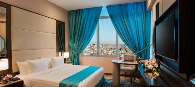 Naviti Warwick Dammam