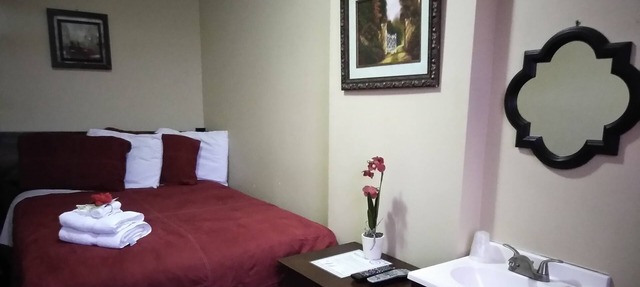 Neptune Hotel