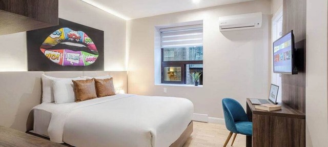 Nest Queen – Downtown MTL Stay