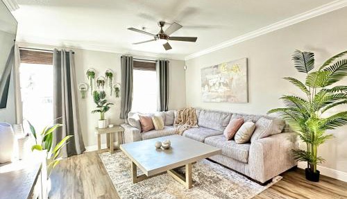 New 3BR w King Beds, Pool, Modern Elegance