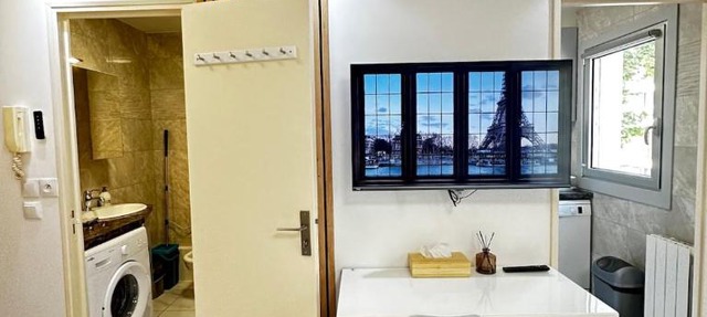 New Apartment in Paris center metro 7 & 14 Maison Blanche