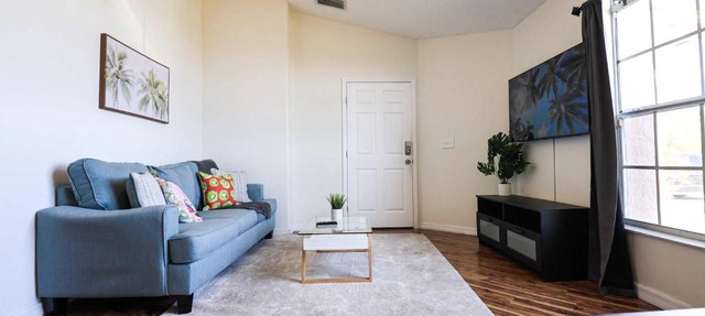 New APT 15Min Drive Disney and Airport - Parks KingBed Pets