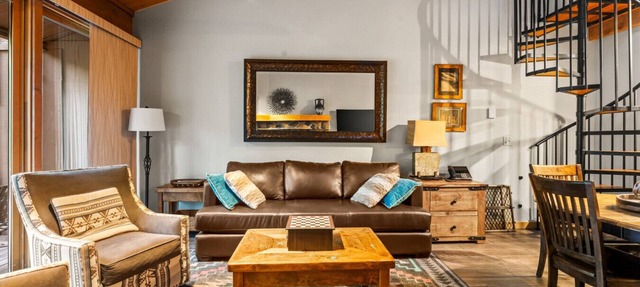 NEW! Tranquil Sedona Creekside Retreat!