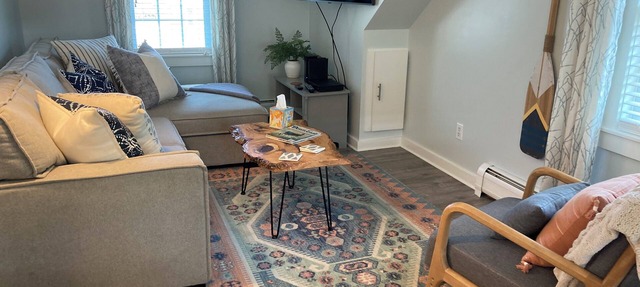 Newly Furnished One Bedroom Just Steps to Ferry Beach