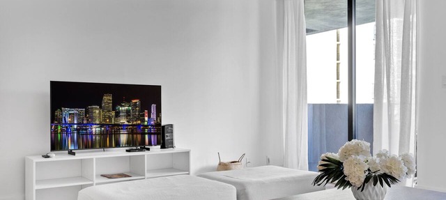 Newly refurbished 3 bed apartment in Key Biscayne