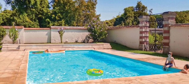 Nice apartment in Ocquerre with swimming pool