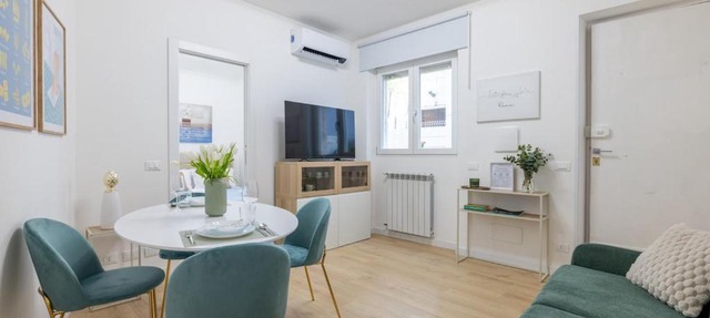 NOSTROMONDO-Elegant Suite with patio in Monti Parioli
