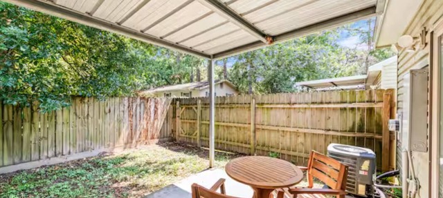 Oaks Cottages Modern 2BR Retreat