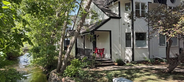 Oasis in the heart of downtown Boulders