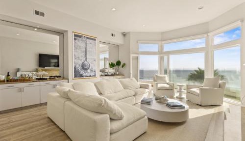 Ocean Front - 4 Bedroom Manhattan Beach Penthouse
