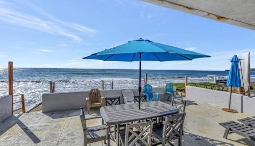 OCEAN FRONT - STUNNING VIEWS- VACATION PARADISE!
