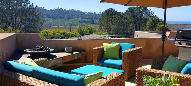 Ocean & Lagoon View Studio, Walk to Beach, Large Private View Deck