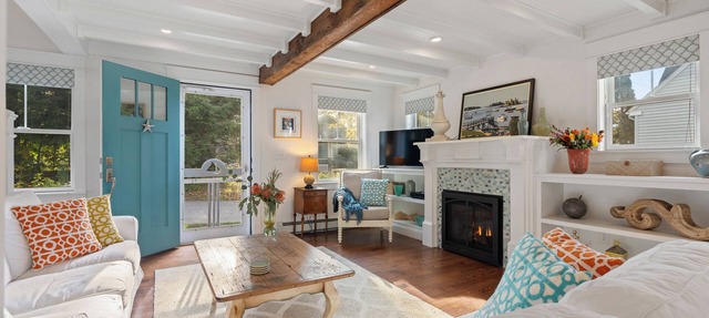 OCEAN VIEWS, Rooftop Deck, HOT TUB, new back deck! 3-min walk to Willard Beach
