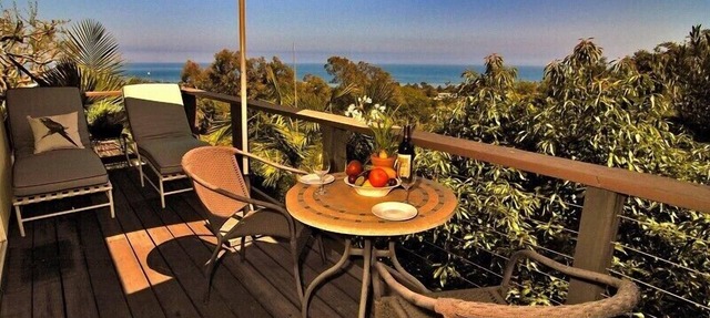 OCEAN VISTA Features Beautiful Ocean And Pond View, Downtown!