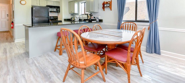 Oceanfront 3 BR Condo with a Shared Pool! Surfwatch III 401