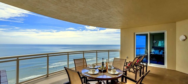 Oceanfront 3BD/2.5BA with Huge Balcony @ Ocean Vistas 805