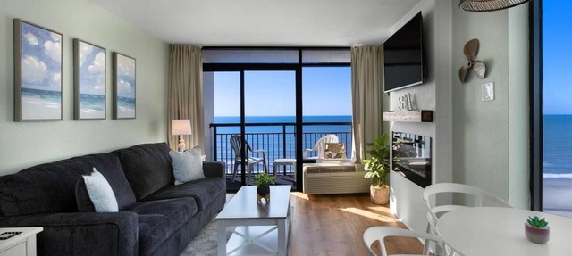 Oceanfront Luxury King Efficiency: w/Breakfast